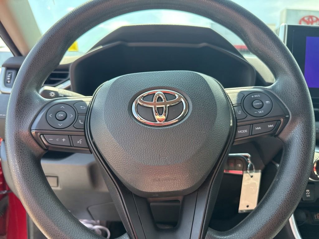 Used 2023 Toyota RAV4 LE AWD/4WD image 21