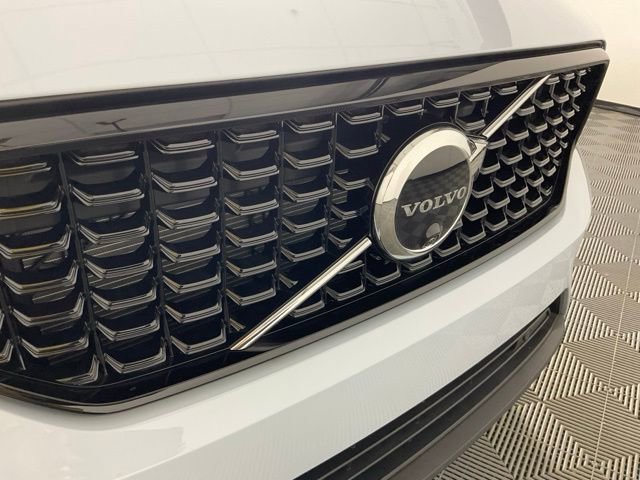 New 2026 Volvo XC40 B5 Plus w/ Protection Package Premier image 13