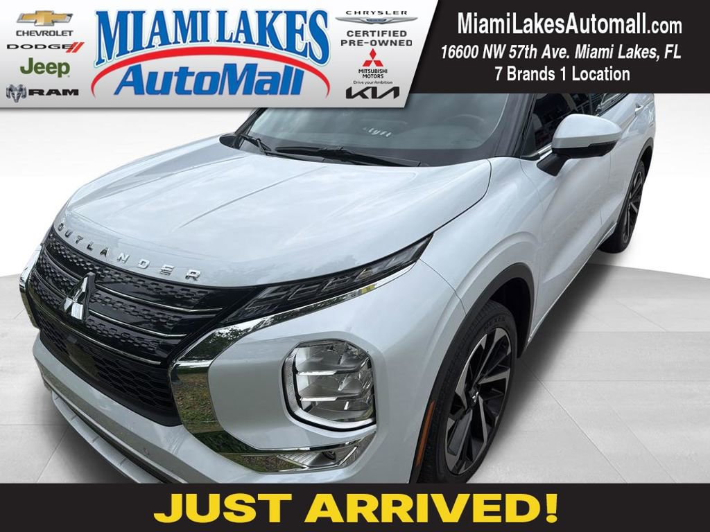 Used 2024 Mitsubishi Outlander SEL