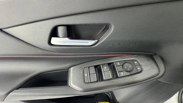 New 2026 Nissan Sentra SR FWD image 17