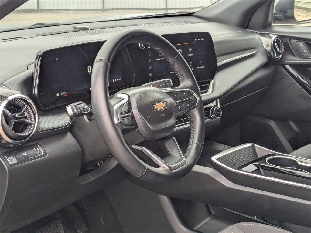 Used 2025 Chevrolet Equinox LT image 14