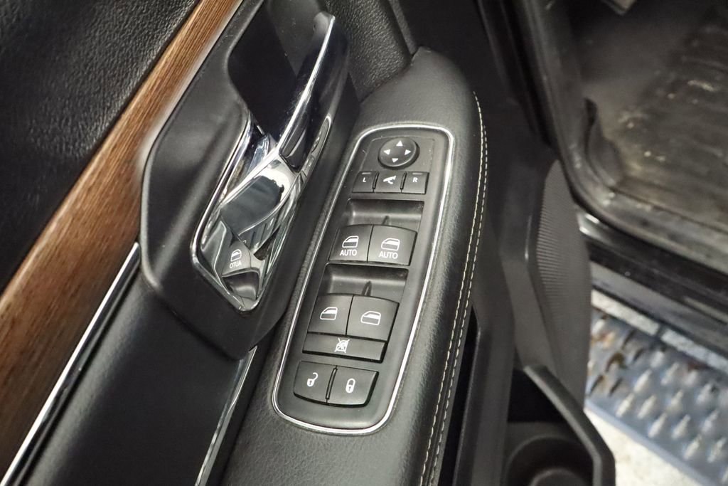 Used 2016 RAM 2500 Laramie w/ Protection Group image 26