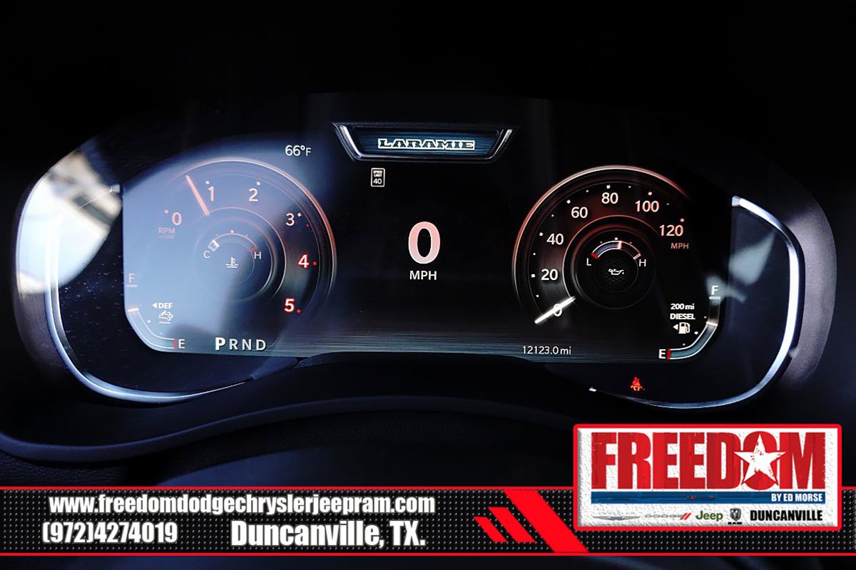 Used 2025 RAM 3500 Laramie AWD/4WD image 18