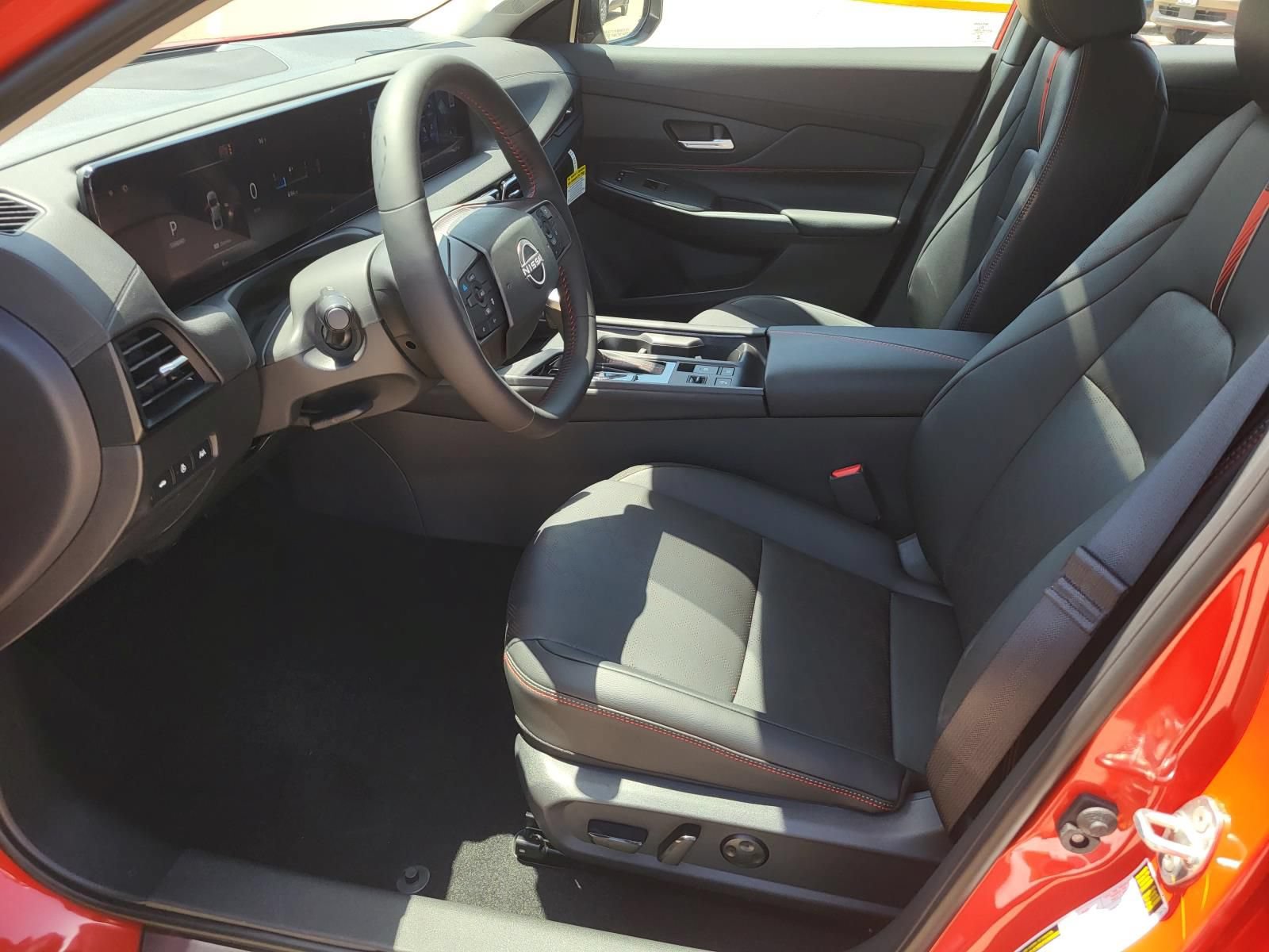 New 2026 Nissan Sentra SR w/ SR Premium Package FWD image 19