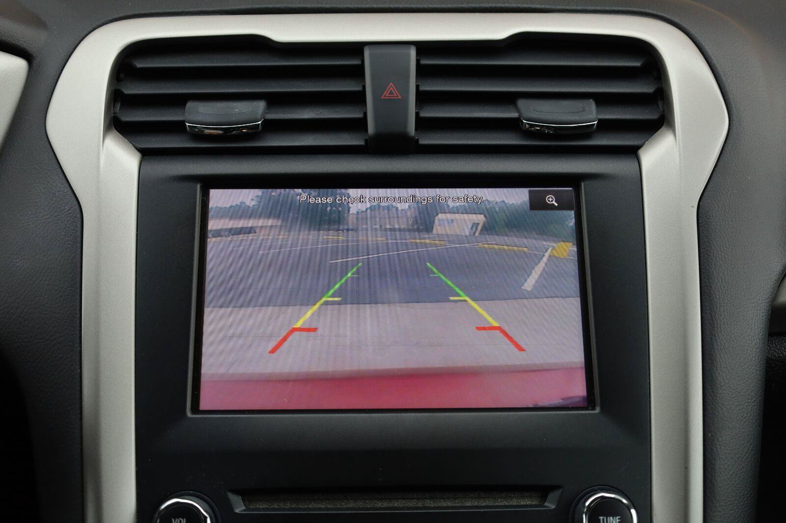 Used 2014 Ford Fusion SE w/ Equipment Group 202A FWD image 38