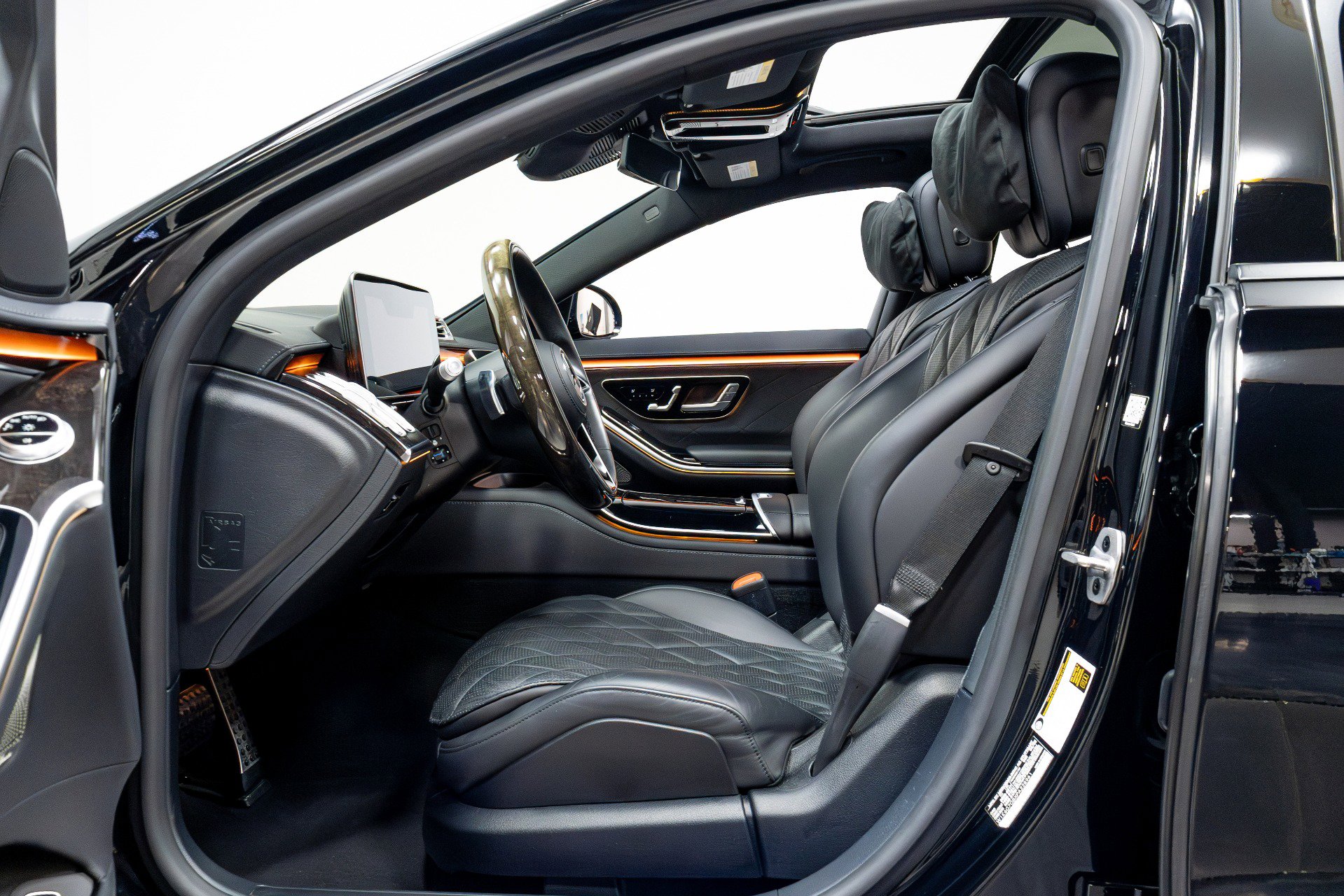 Used 2023 Mercedes-Benz S 580 4MATIC Sedan image 5