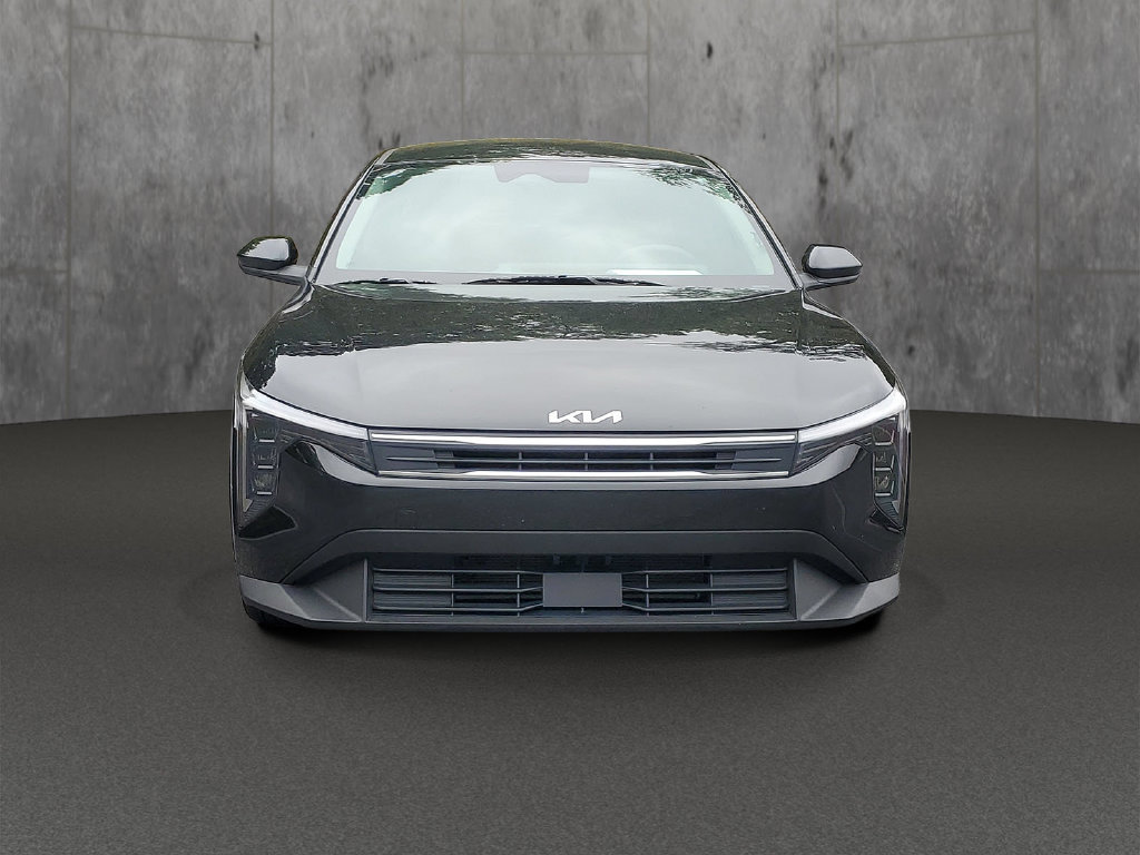 Used 2025 Kia K4 FWD image 2