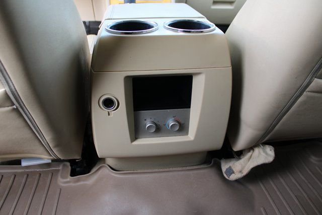 Used 2008 Lincoln Navigator L 4WD image 34