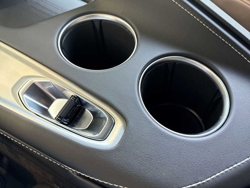 New 2026 Chevrolet Corvette Stingray Coupe w/ 1LT RWD image 23