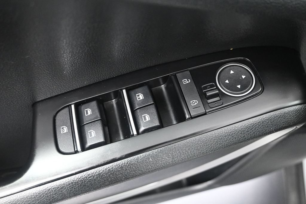 Used 2023 Kia Soul LX FWD image 10
