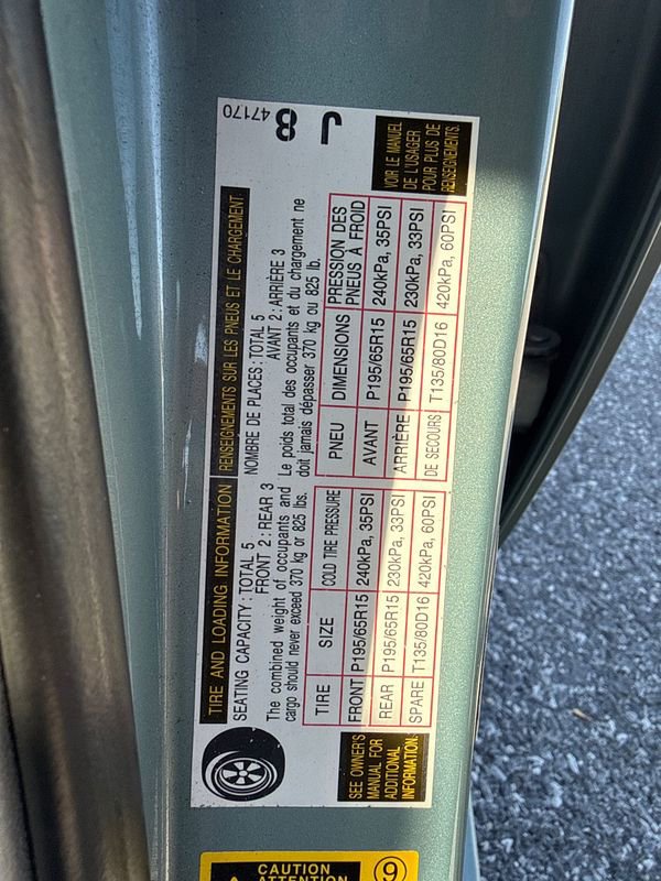 Used 2013 Toyota Prius Three w/ Solar Roof Pkg FWD image 26