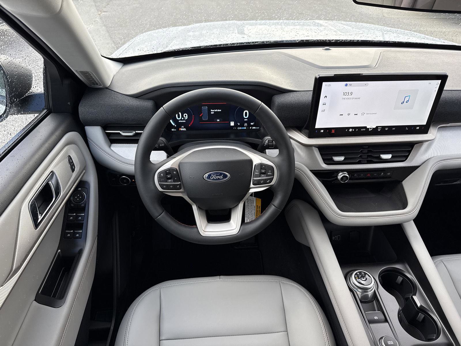 New 2026 Ford Explorer Active w/ Active Comfort Package image 13