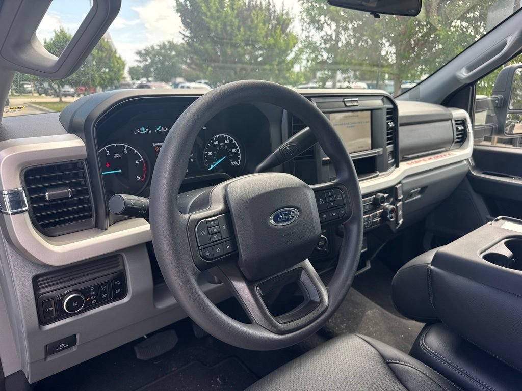 Used 2026 Ford F350 XLT w/ 360-Degree Camera Package AWD/4WD image 9