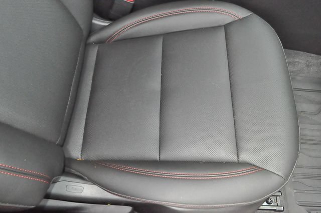 Used 2025 Chevrolet Trax RS w/ Driver Confidence Package FWD image 22