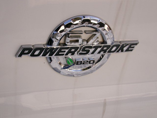 Used 2014 Ford F550 2WD Regular Cab Super Duty image 16