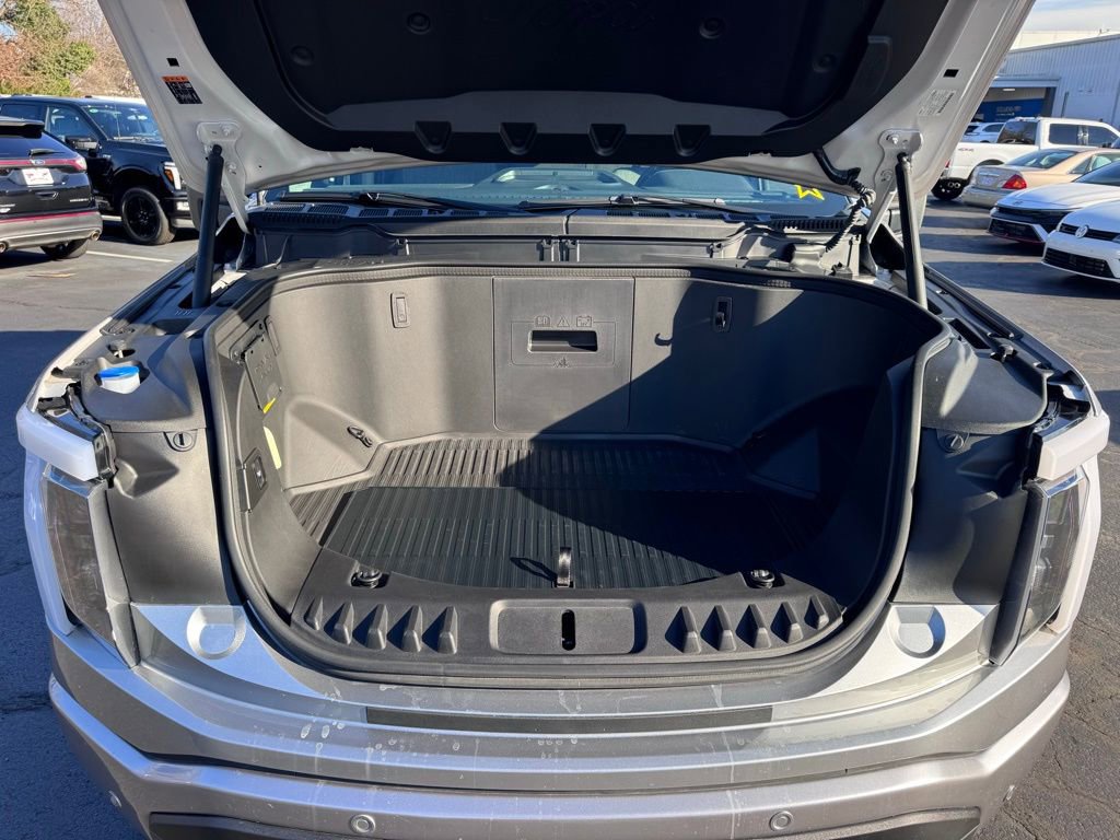 Used 2023 Ford F150 Lightning XLT image 35