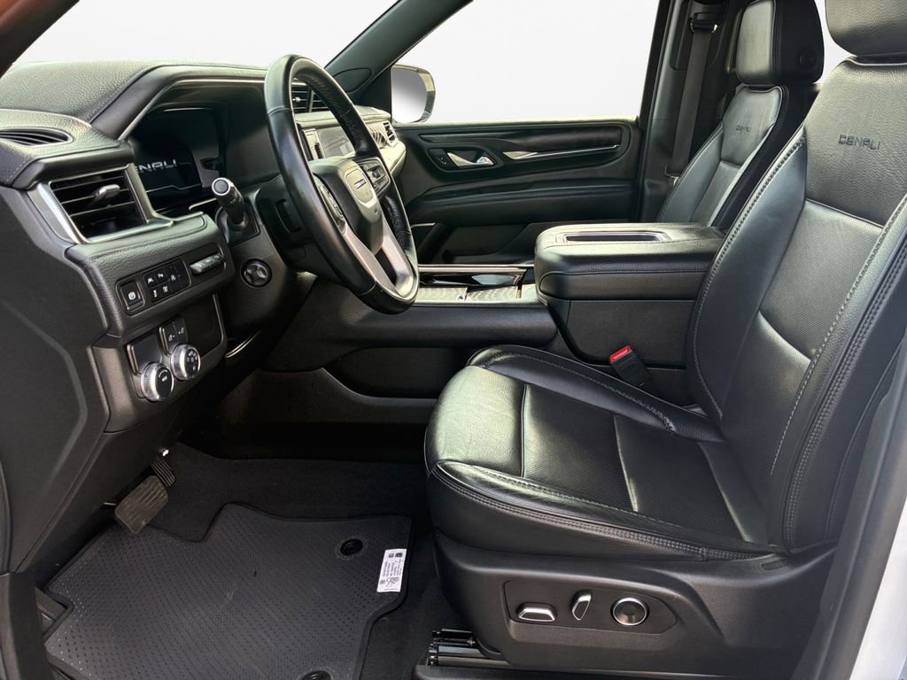 Used 2024 GMC Yukon Denali image 19