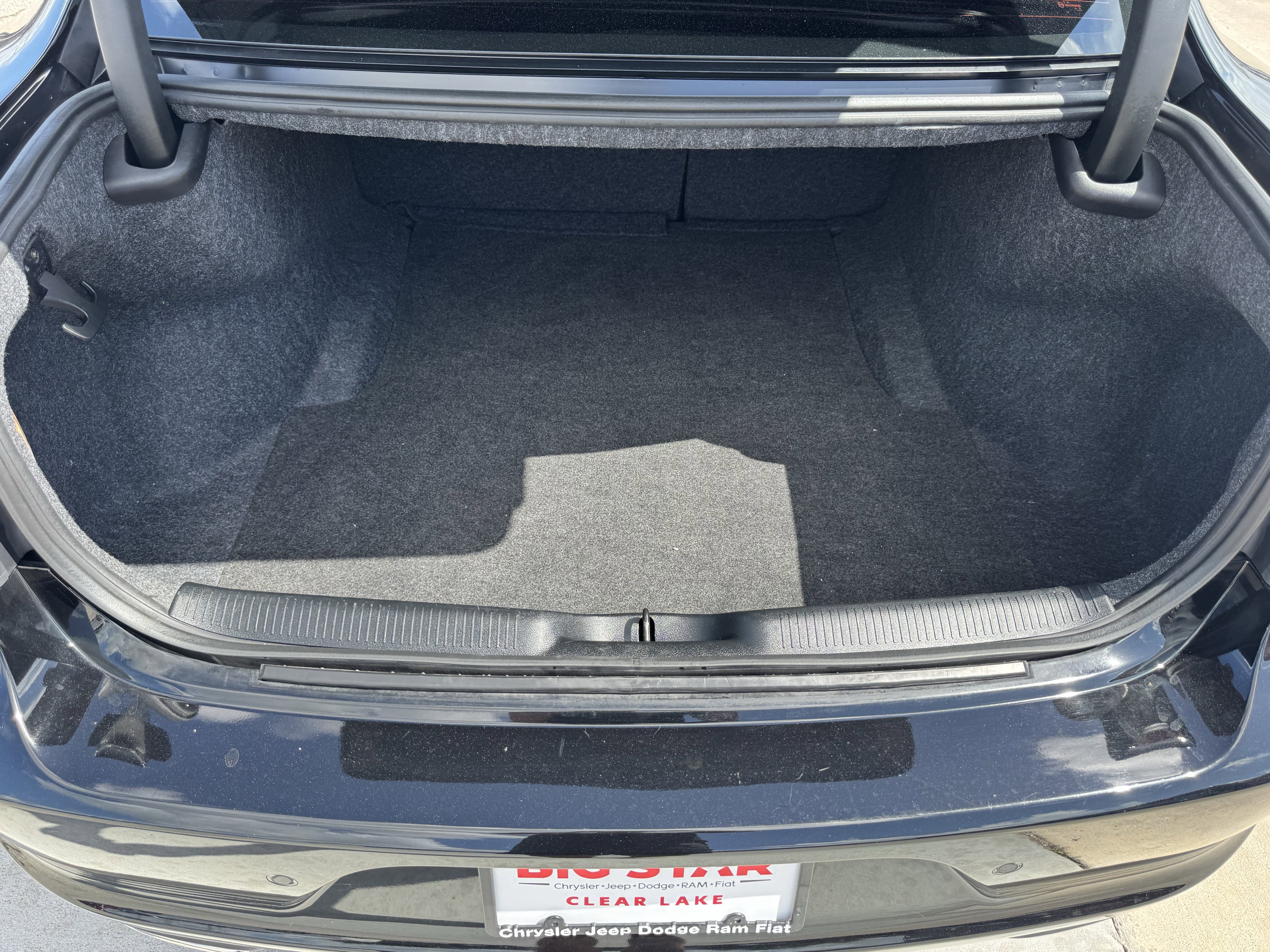 Used 2023 Dodge Charger SXT w/ Blacktop Package RWD image 30