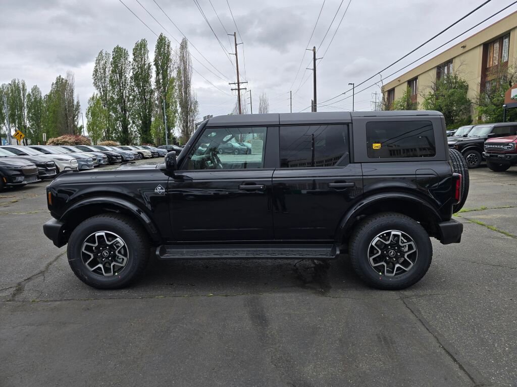 New 2026 Ford Bronco Outer Banks AWD/4WD image 8