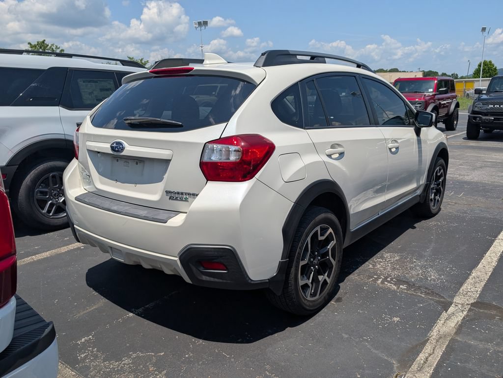 Used 2016 Subaru Crosstrek 2.0i Premium AWD/4WD image 3
