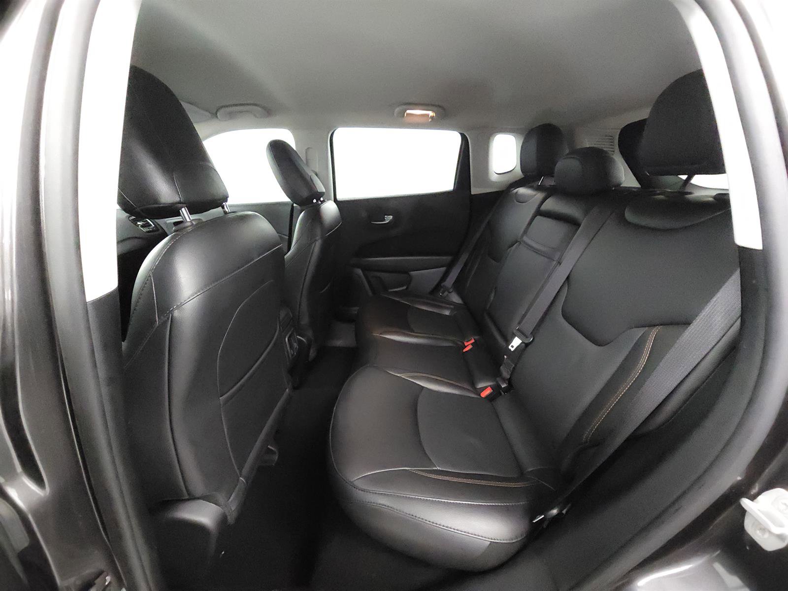 Used 2019 Jeep Compass Limited image 5