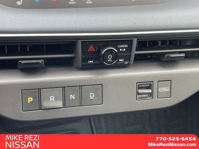 New 2026 Nissan Leaf Platinum+ w/ Cargo Package (Platinum+) FWD image 19