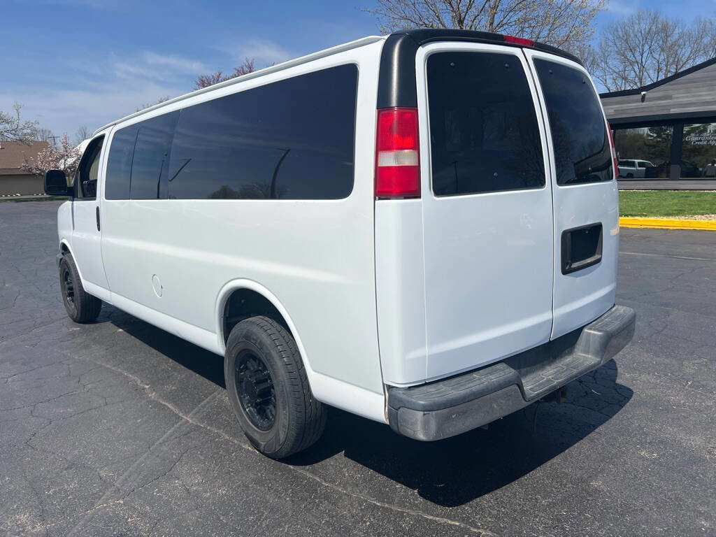Used 2014 Chevrolet Express 3500 LT w/ LT Preferred Equipment Group image 2