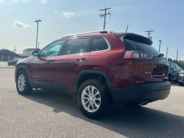 Used 2019 Jeep Cherokee Latitude w/ Cold Weather Group AWD/4WD image 7