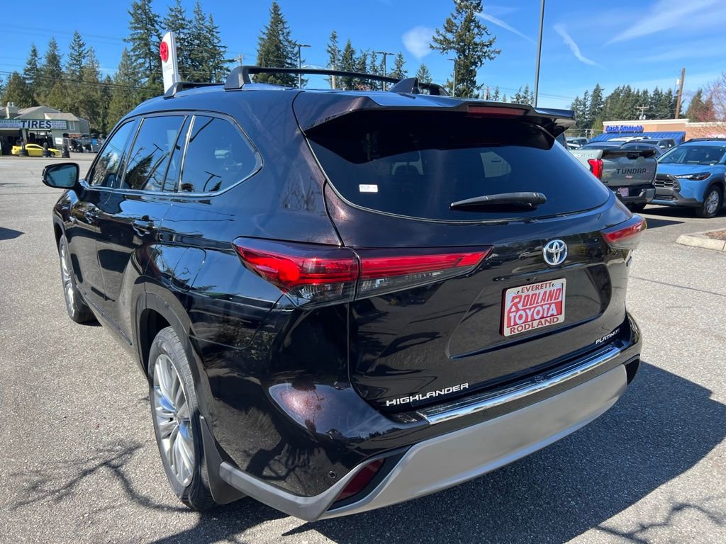 Certified 2021 Toyota Highlander Platinum AWD/4WD image 8