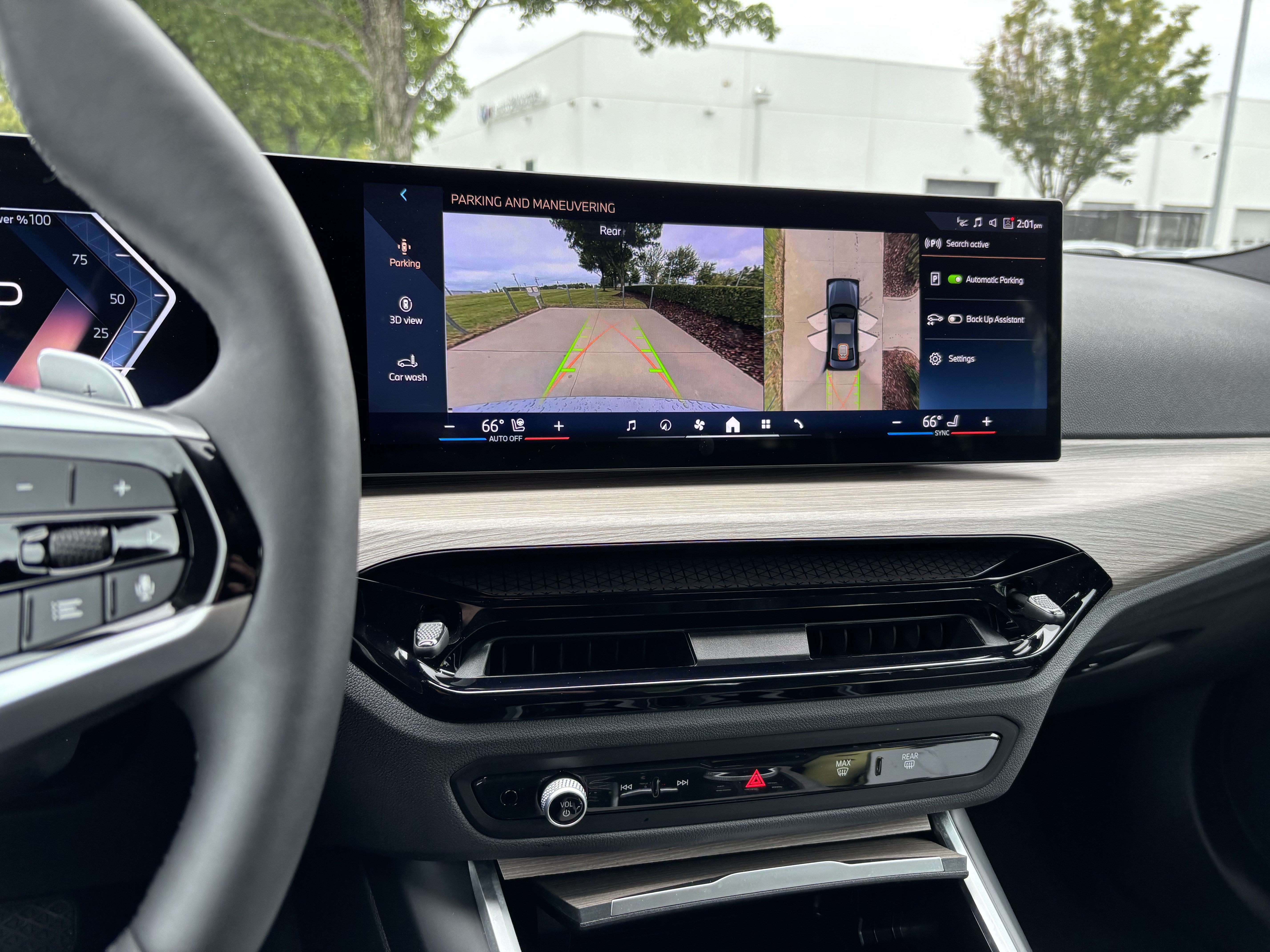 Certified 2025 BMW 330i Sedan RWD image 31