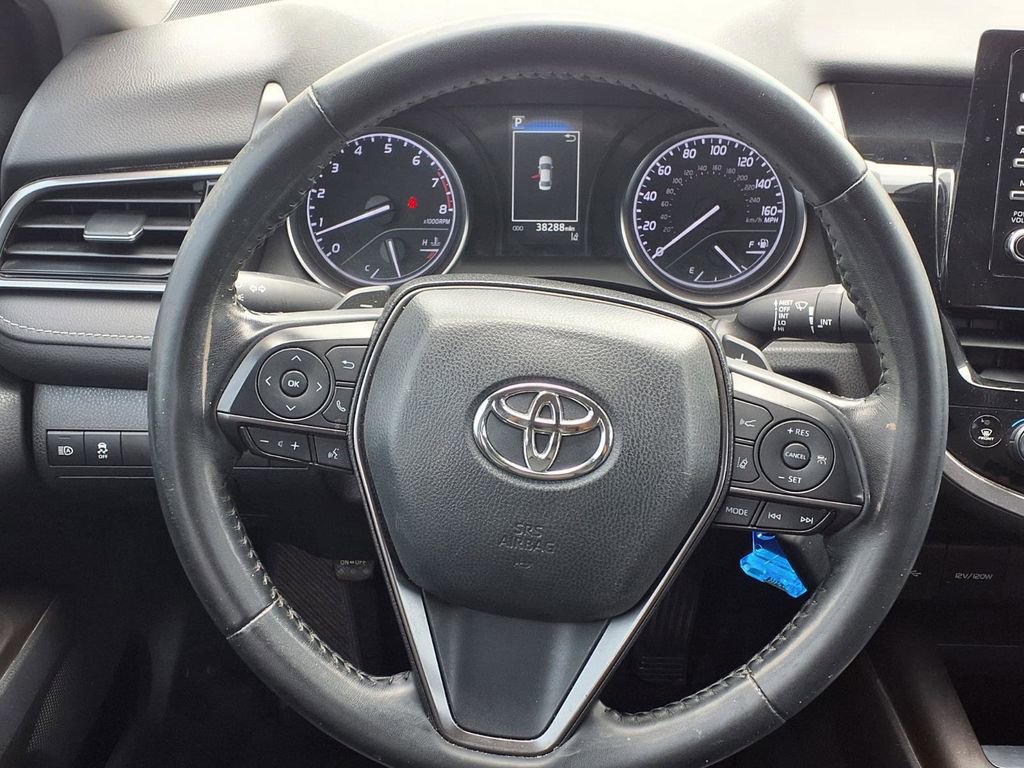 Used 2022 Toyota Camry SE FWD image 21