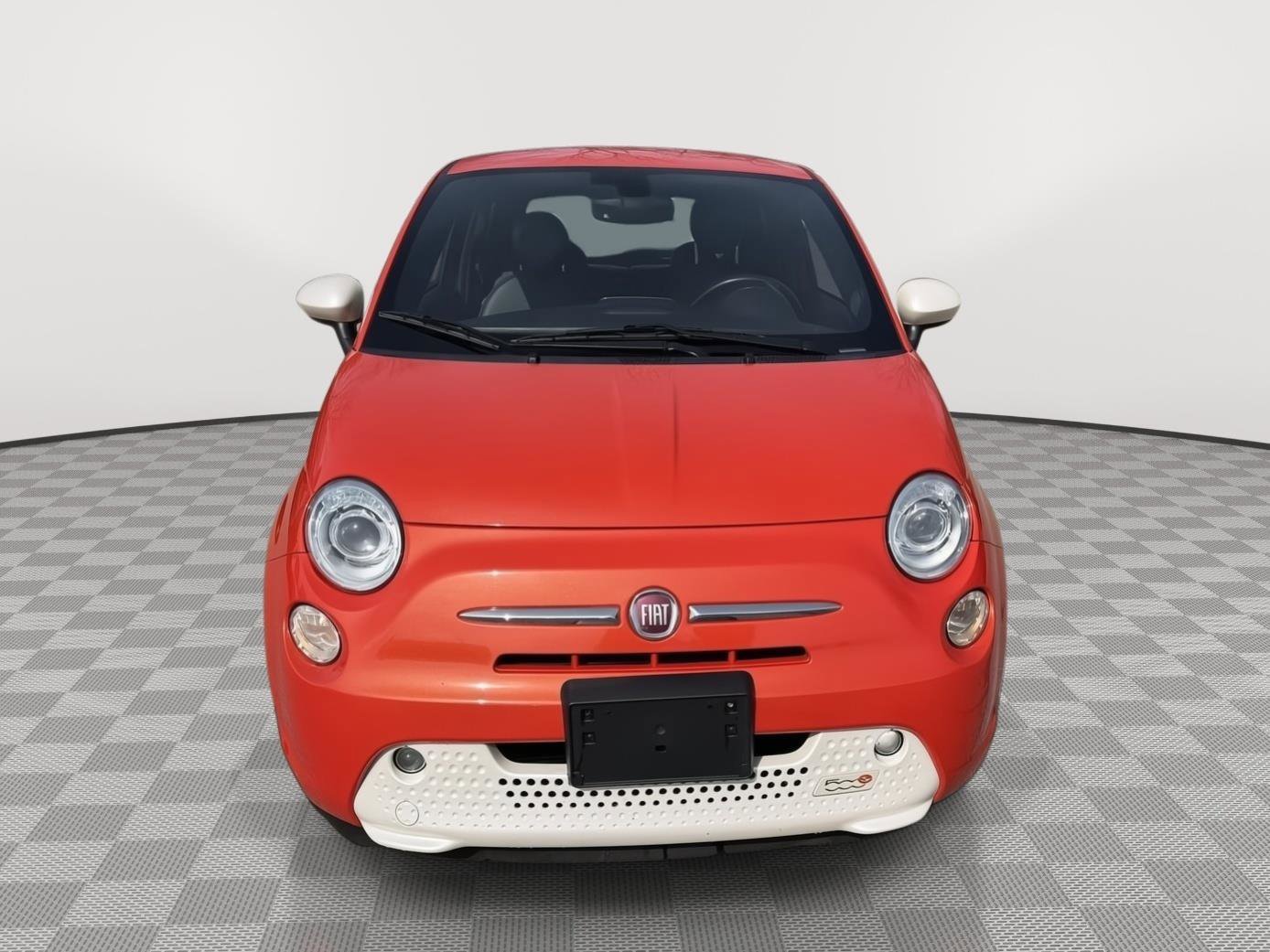 Used 2017 FIAT 500 e image 2