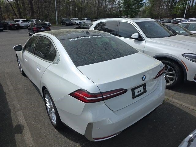 Certified 2025 BMW 530i w/ Premium Package image 11