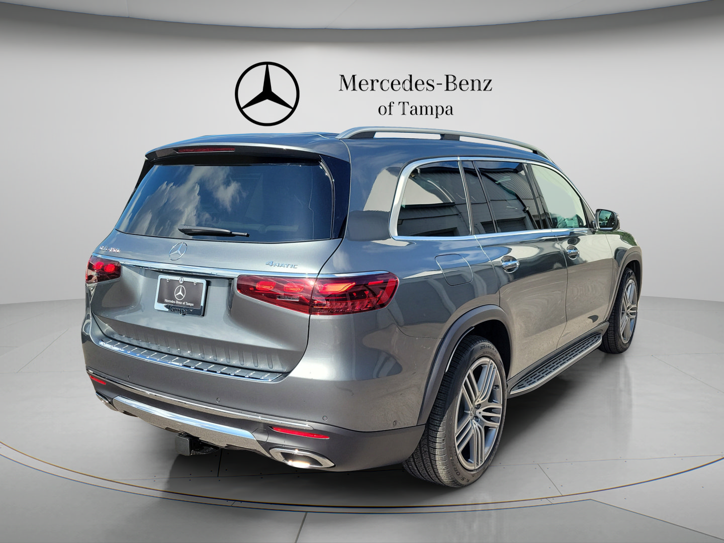 New 2026 Mercedes-Benz GLS 450 4MATIC image 3