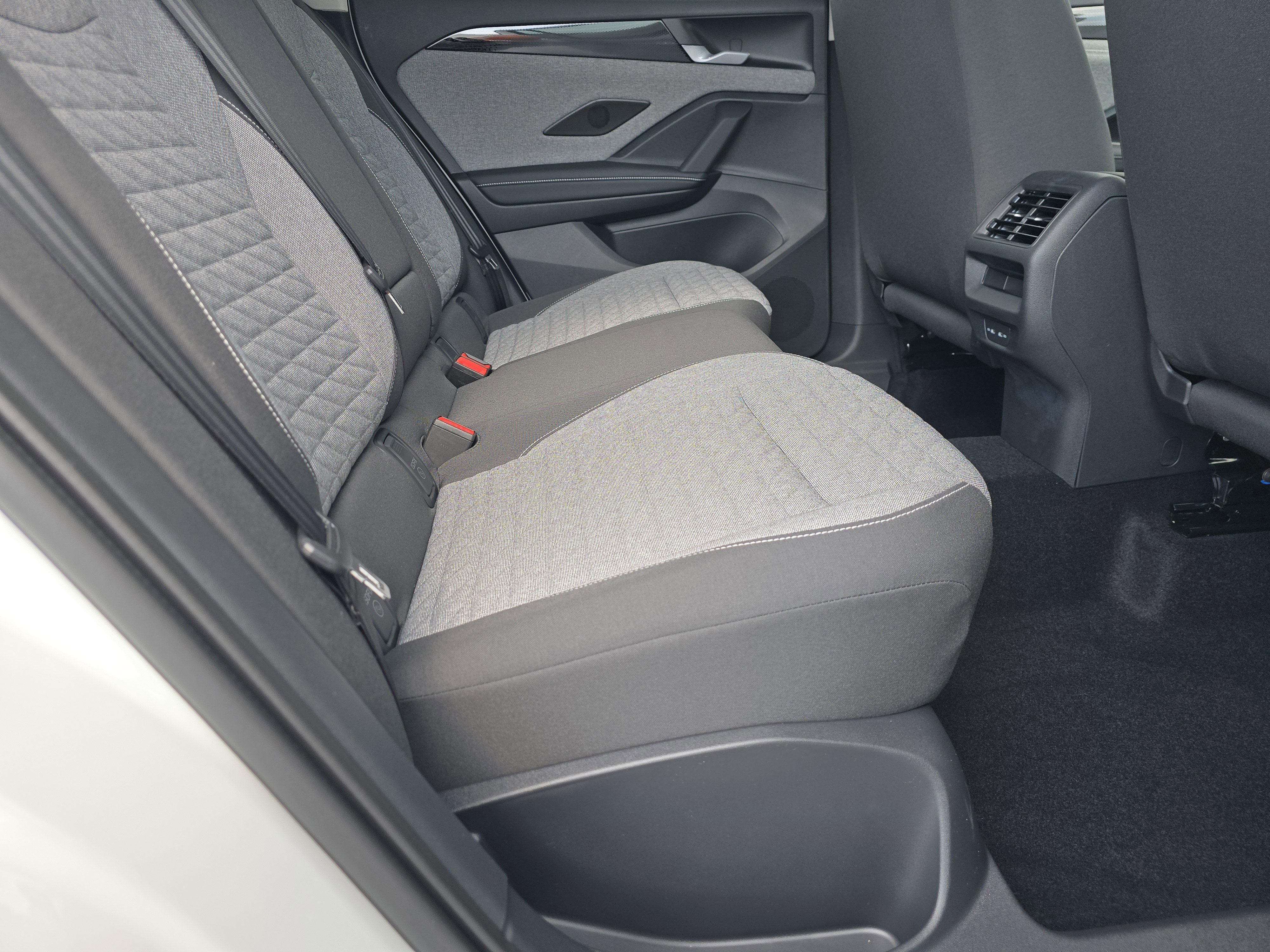 New 2025 Volkswagen Tiguan S image 19