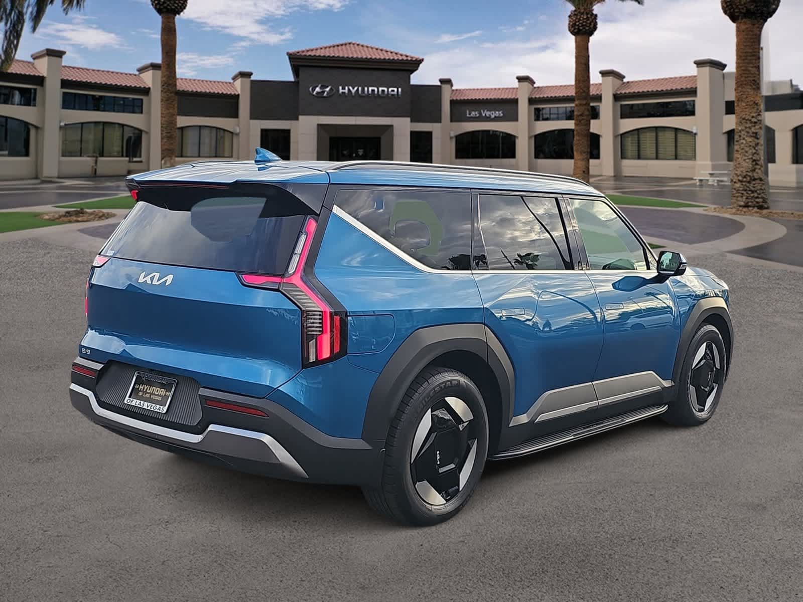 Used 2024 Kia EV9 Wind AWD/4WD image 8
