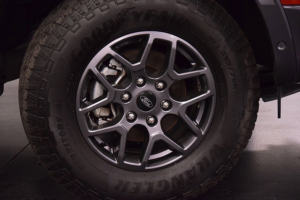 Used 2024 Ford Ranger XLT w/ Technology Package image 11