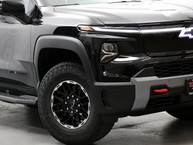 New 2026 Chevrolet Silverado EV Trail Boss w/ Plus Package image 3