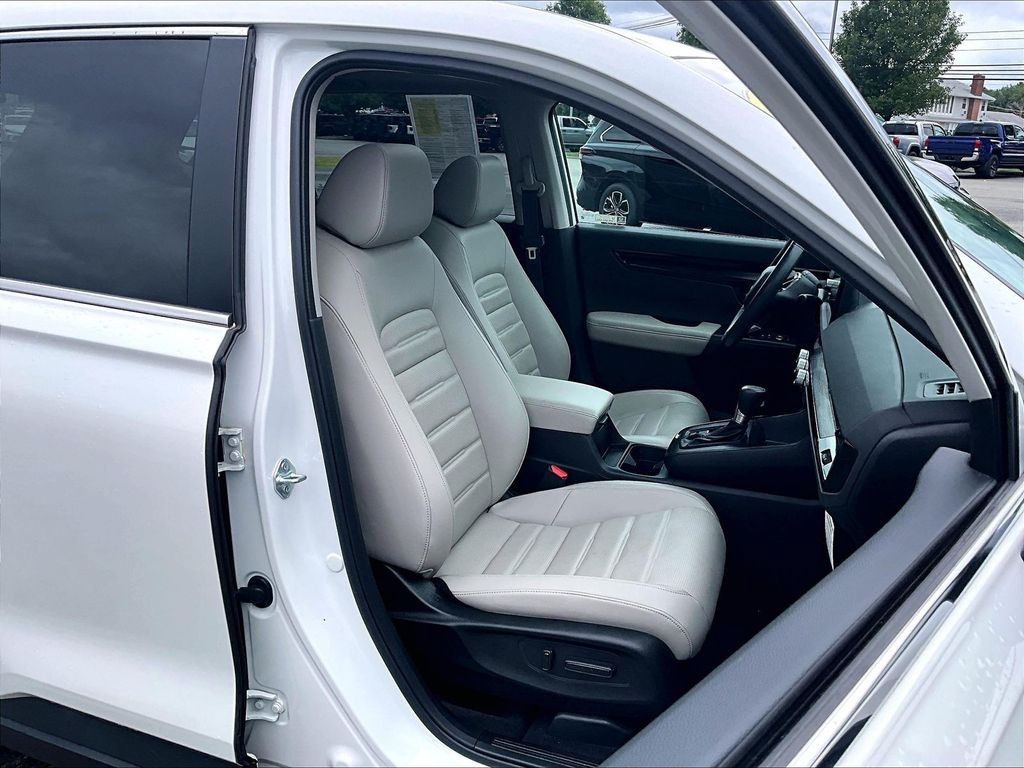 Used 2024 Honda CR-V EX-L image 11