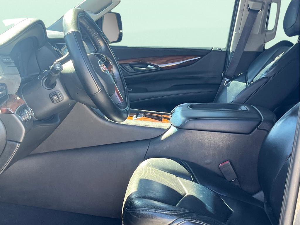 Used 2015 Cadillac Escalade ESV Premium image 13