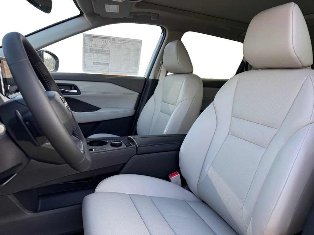 New 2026 Nissan Rogue Dark Armor image 9