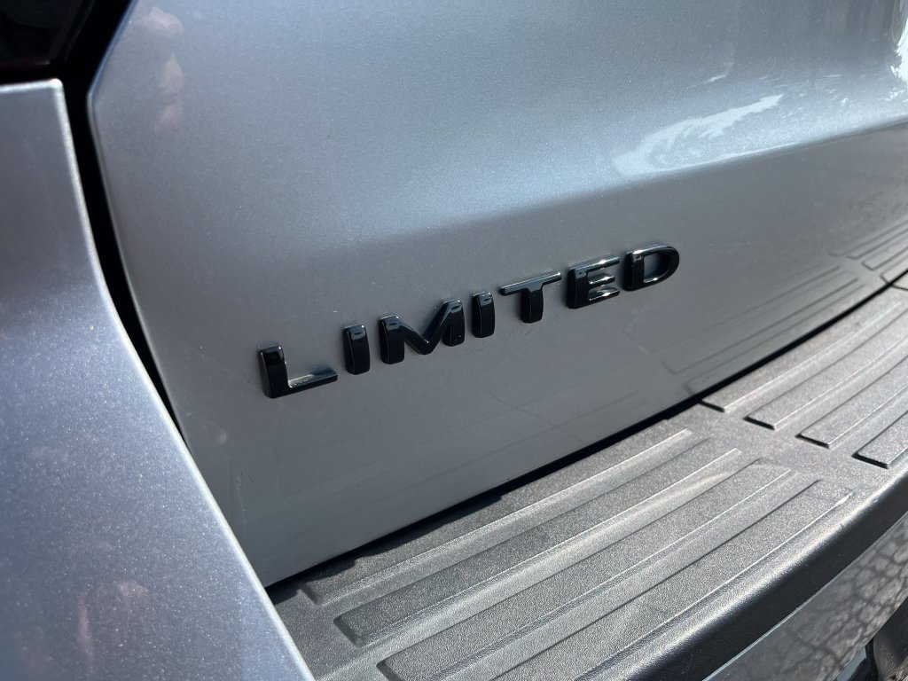 Used 2024 Ford Expedition Limited AWD/4WD image 29