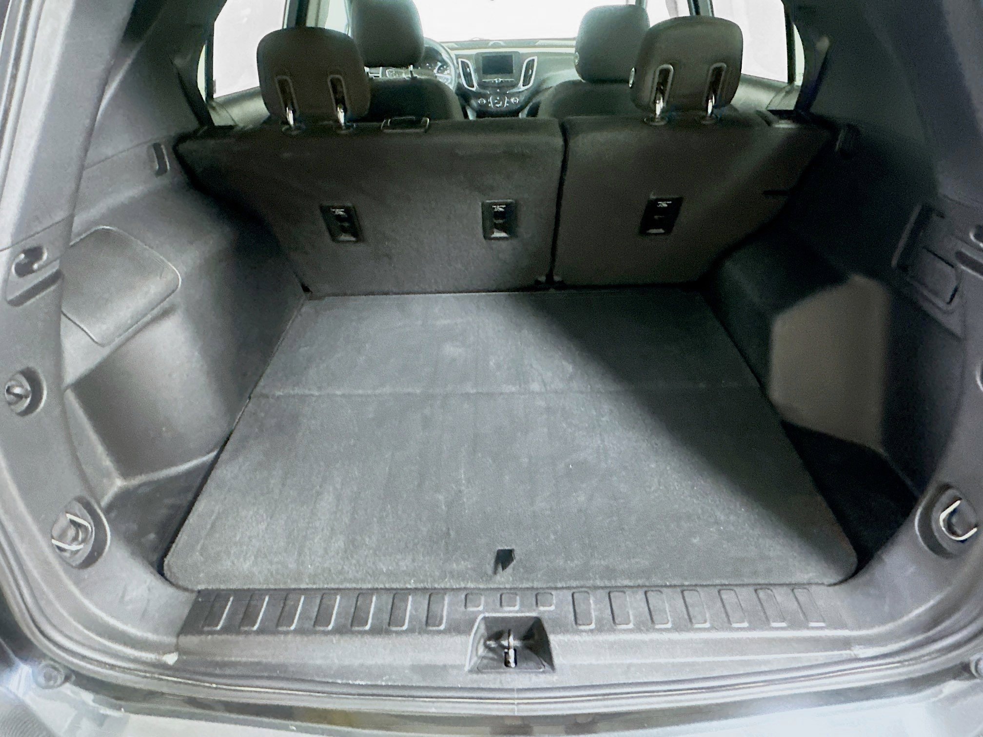 Used 2019 Chevrolet Equinox LT w/ LPO, Floor Liner Package FWD image 27