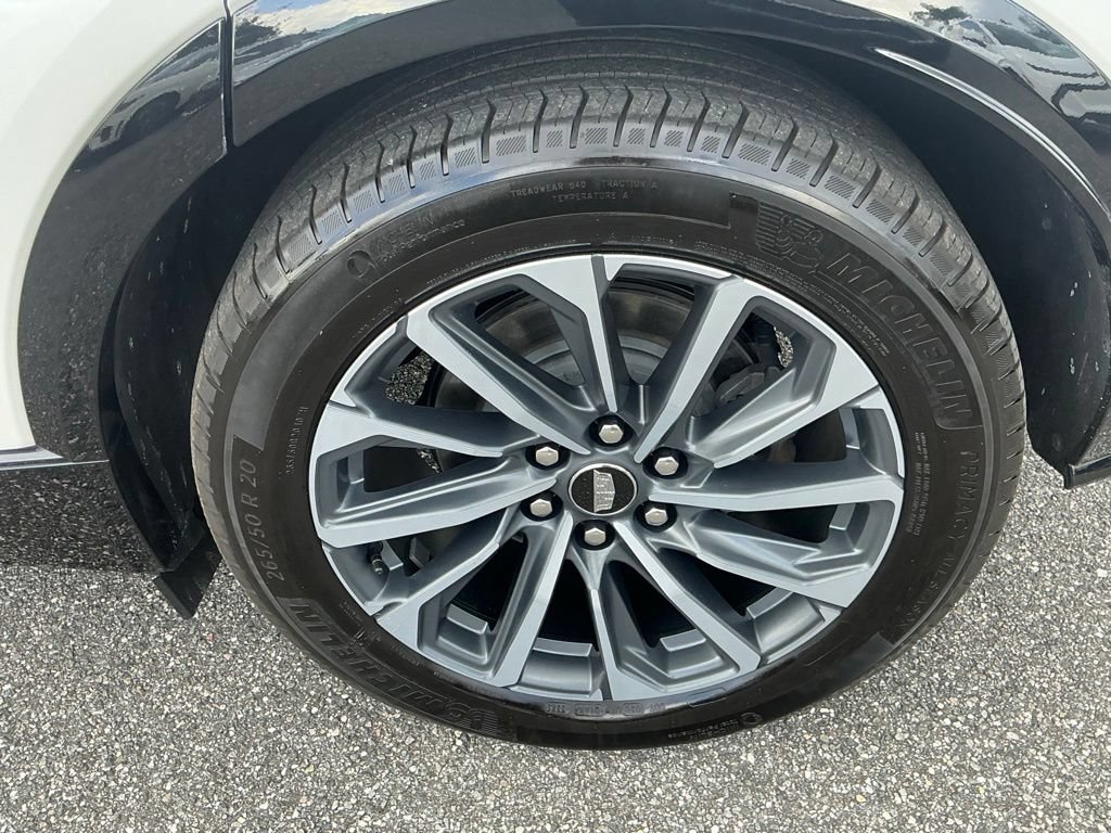 Used 2024 Cadillac Lyriq Sport AWD/4WD image 27