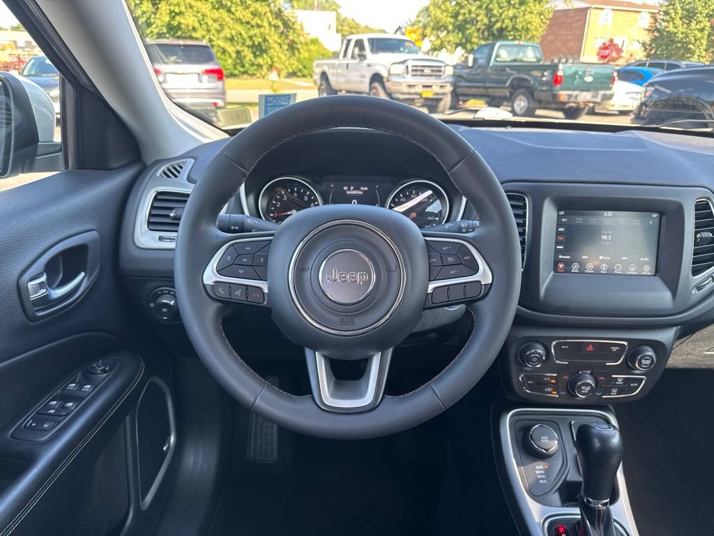 Certified 2021 Jeep Compass Latitude w/ Sun and Sound Group AWD/4WD image 22