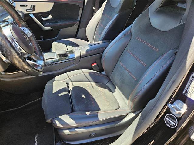 Used 2023 Mercedes-Benz CLA 250 4MATIC image 17