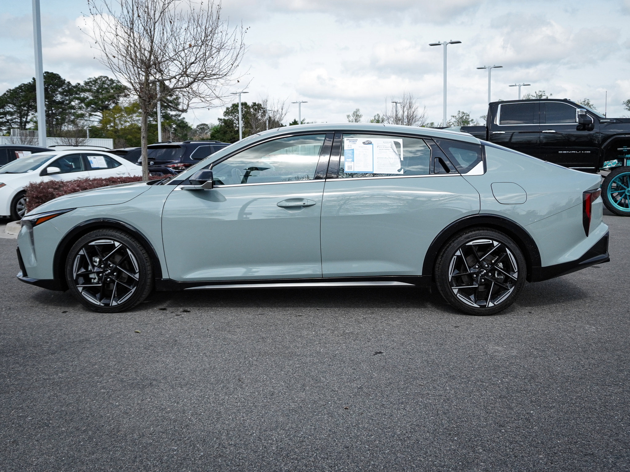 Used 2025 Kia K4 GT-Line w/ GT-Line Premium Package image 7