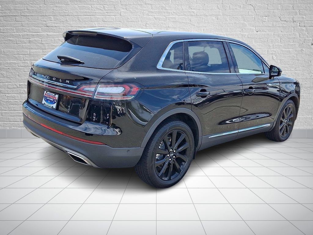 Used 2021 Lincoln Nautilus Reserve w/ Equipment Group 201A AWD/4WD image 4