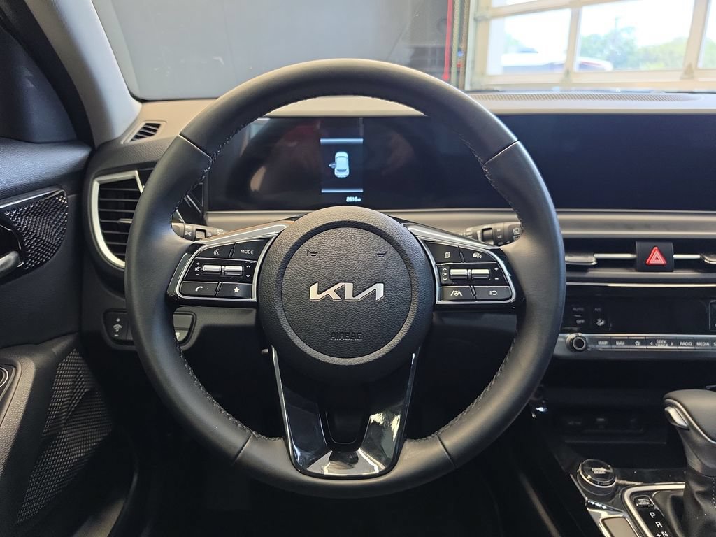Certified 2026 Kia Seltos S FWD image 22