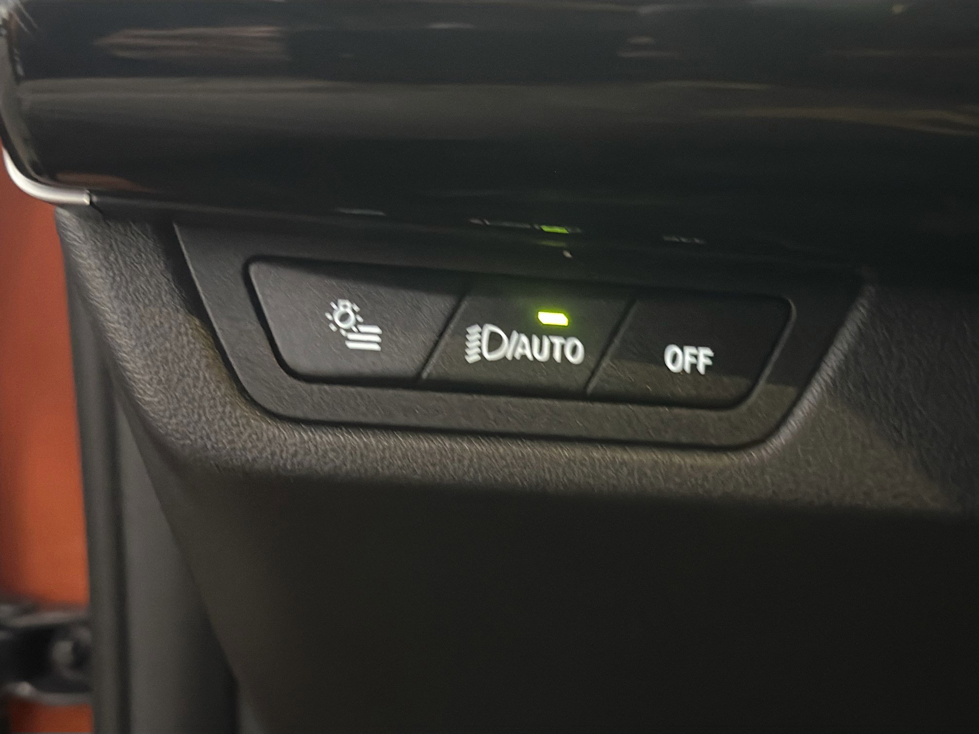 Used 2025 BMW X2 xDrive28i image 35